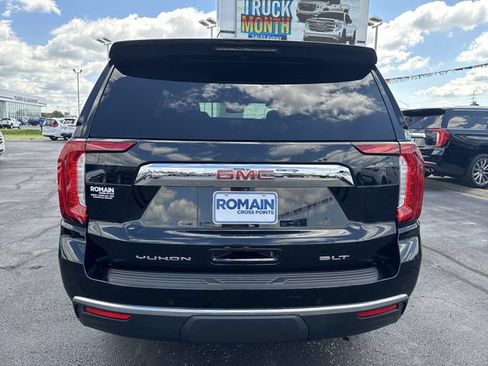 Used 2022 GMC Yukon SLT w/ SLT Premium Package AWD/4WD image 4