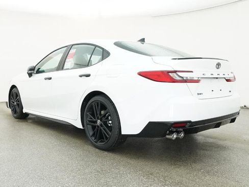 Used 2026 Toyota Camry SE Nightshade image 58