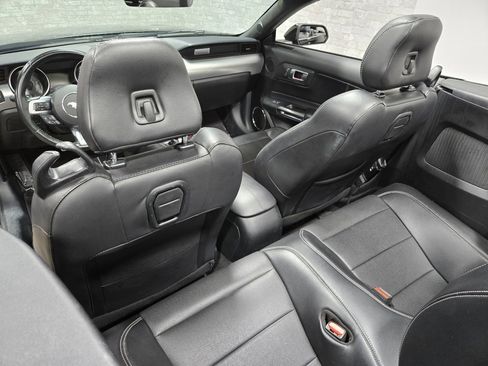 Used 2023 Ford Mustang Premium image 37