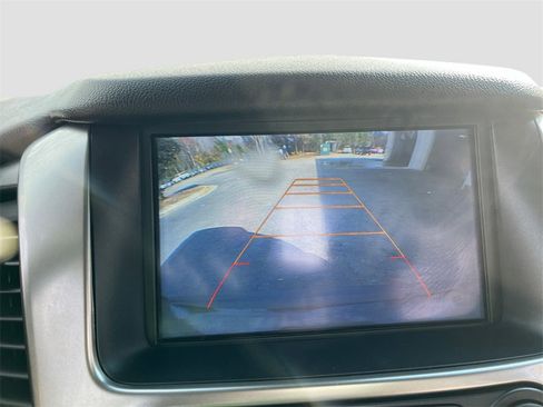 Used 2017 Chevrolet Tahoe LT image 12