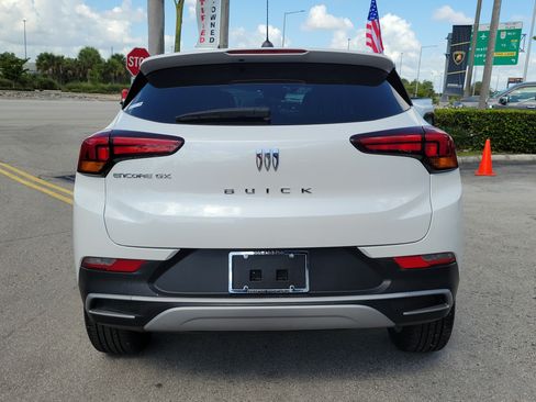 Used 2024 Buick Encore GX Preferred FWD image 6