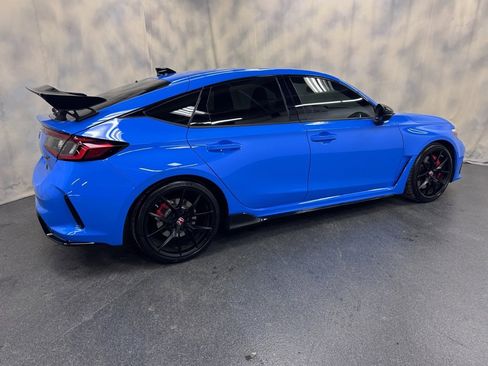 Used 2025 Honda Civic Type R image 10