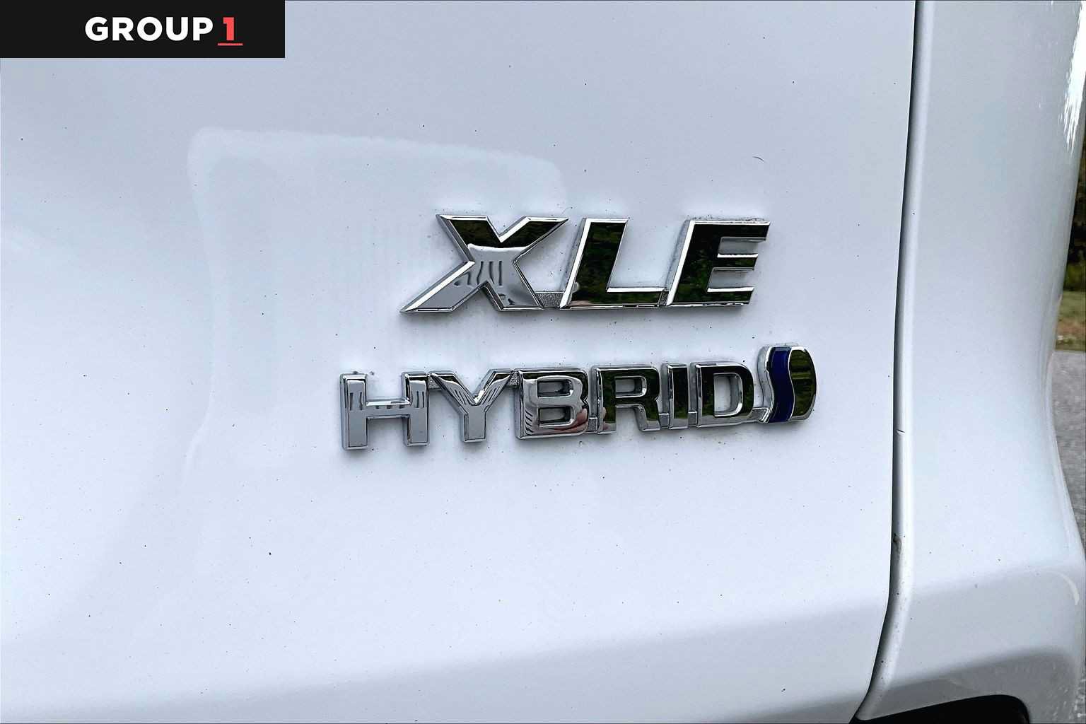 Used 2021 Toyota RAV4 XLE w/ Convenience Package AWD/4WD image 10