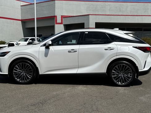 Used 2025 Lexus RX 450h AWD w/ Luxury Package image 9