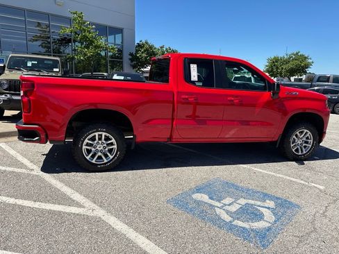 Used 2019 Chevrolet Silverado 1500 RST AWD/4WD image 31