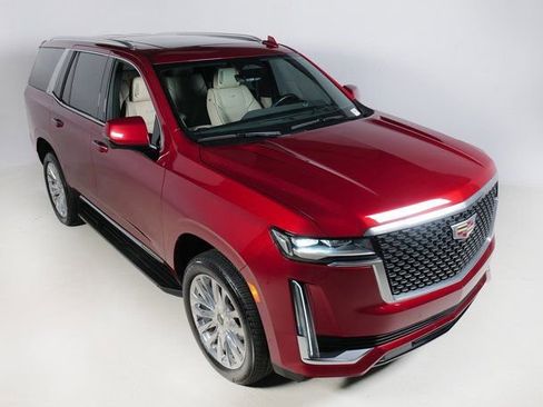 Used 2024 Cadillac Escalade Premium Luxury image 30