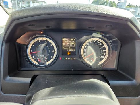 Used 2018 RAM 1500 Classic SLT AWD/4WD image 20