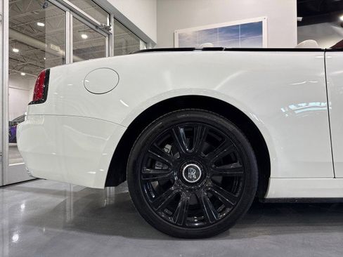 Used 2017 Rolls-Royce Dawn image 89