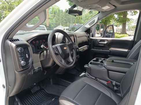 Used 2021 Chevrolet Silverado 2500 W/T w/ WT Convenience Package AWD/4WD image 16
