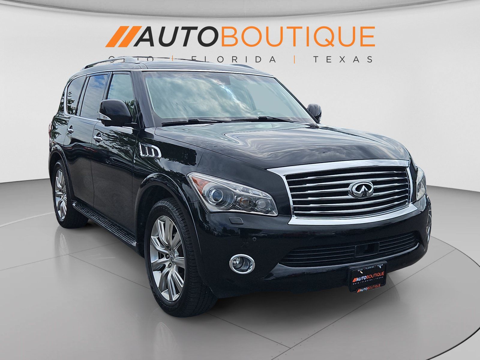 Used 2011 INFINITI QX56 4WD w/ Deluxe Touring Pkg image 7