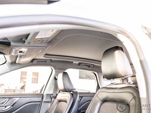 Used 2021 Lincoln Corsair Reserve w/ Equipment Group 201A image 18