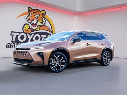 Used 2025 Toyota Crown Signia