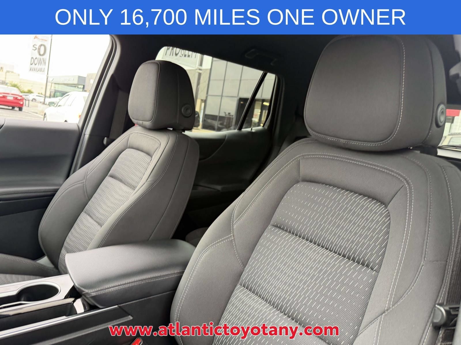 Used 2025 Chevrolet Equinox LT w/ Safety and Technology Package AWD/4WD image 14