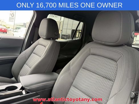 Used 2025 Chevrolet Equinox LT w/ Safety and Technology Package AWD/4WD image 14