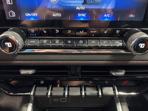 New 2025 Chevrolet Colorado Z71 w/ Z71 Convenience Package 2 image 22