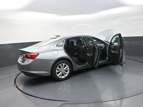 Used 2024 Chevrolet Malibu LT image 35