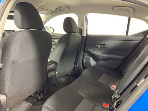 Used 2025 Nissan Sentra SV FWD image 15