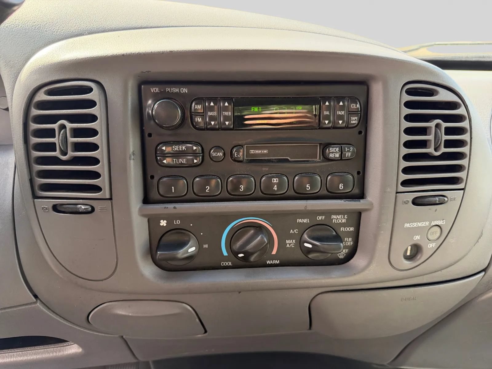 Used 2003 Ford F150 XL RWD image 21