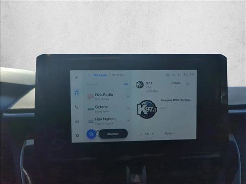 Used 2024 Toyota Corolla SE image 13