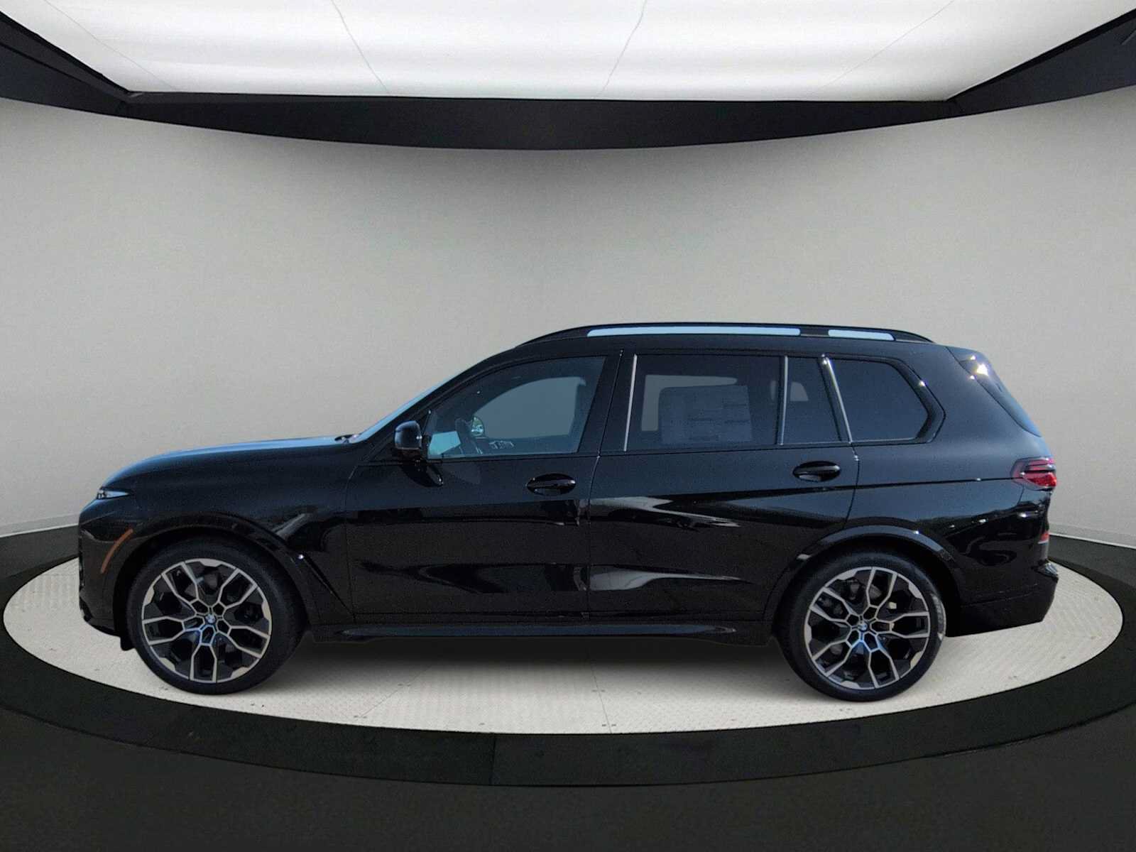 Used 2027 BMW X7 xDrive40i w/ Executive Package AWD/4WD image 5