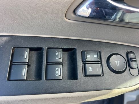 Used 2014 Honda Odyssey EX image 26