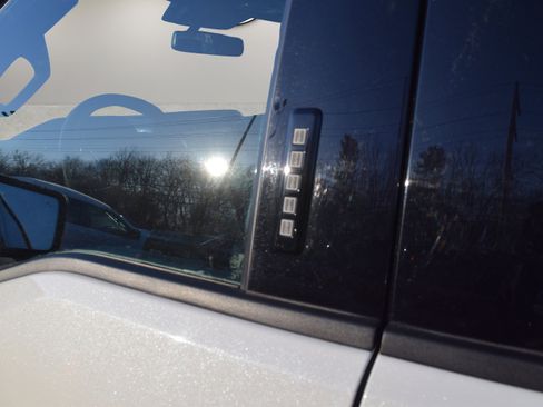 Certified 2022 Ford F150 Platinum w/ Equipment Group 701A High image 10