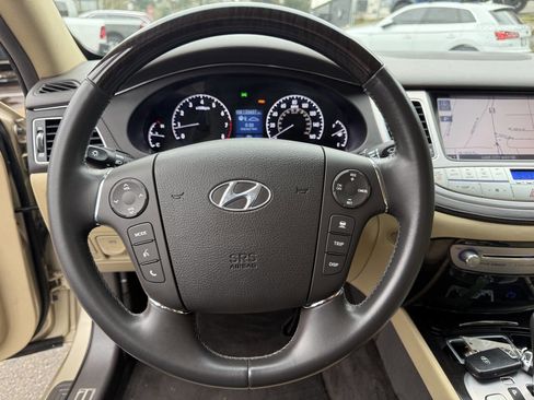 Used 2010 Hyundai Genesis 4.6 w/ Technology Pkg 5 image 23