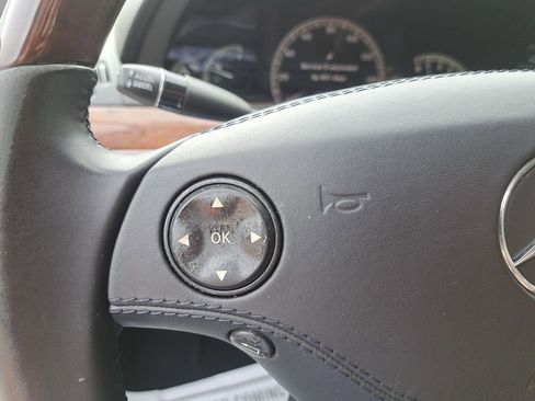 Used 2007 Mercedes-Benz S 550 image 19