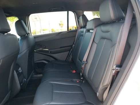 New 2026 Jeep Cherokee Limited image 30