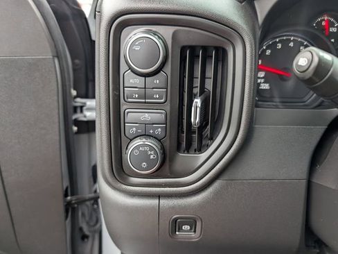 Used 2025 Chevrolet Silverado 1500 Custom Trail Boss w/ LPO, Dark Essentials Package image 36