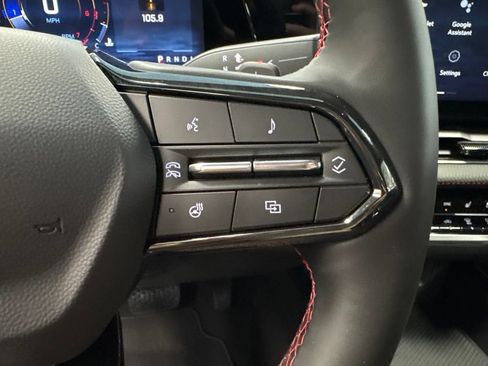 New 2026 Chevrolet Equinox RS w/ Convenience Package III FWD image 42
