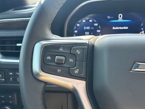 Used 2023 Chevrolet Tahoe Z71 w/ Luxury Package AWD/4WD image 23