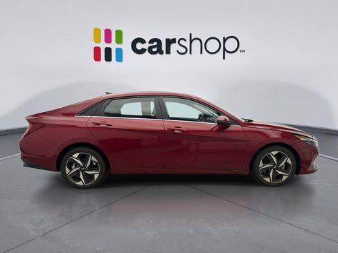 Used 2023 Hyundai Elantra Limited FWD image 3