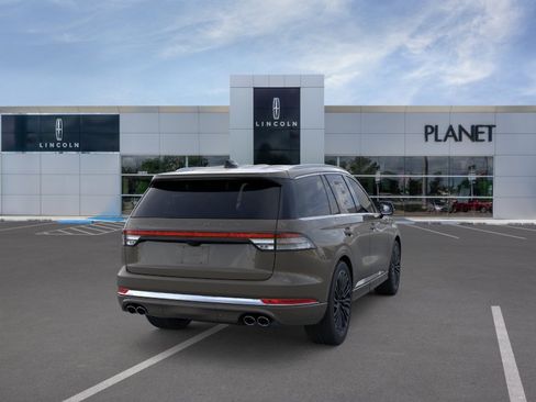 New 2026 Lincoln Aviator Black Label w/ Dynamic Handling Package AWD/4WD image 8