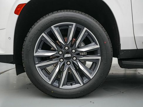Used 2023 Cadillac Escalade Sport Platinum AWD/4WD image 11