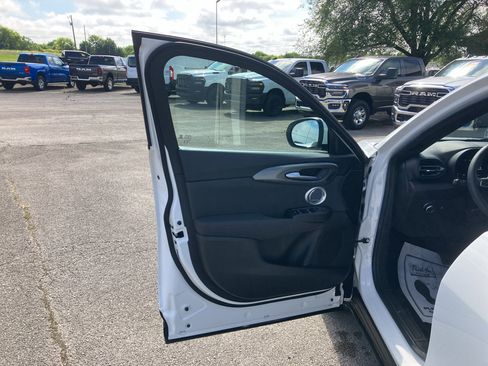 Certified 2024 Dodge Hornet GT Plus AWD/4WD image 15