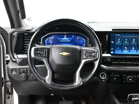 Used 2023 Chevrolet Silverado 1500 LTZ w/ LTZ Convenience Package II AWD/4WD image 20