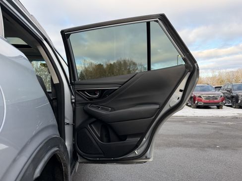 Used 2020 Subaru Outback Limited XT image 35