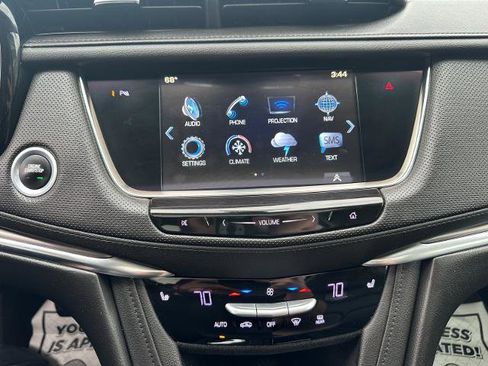 Used 2017 Cadillac XT5 Luxury w/ LPO, Wheel Lock Package AWD/4WD image 35