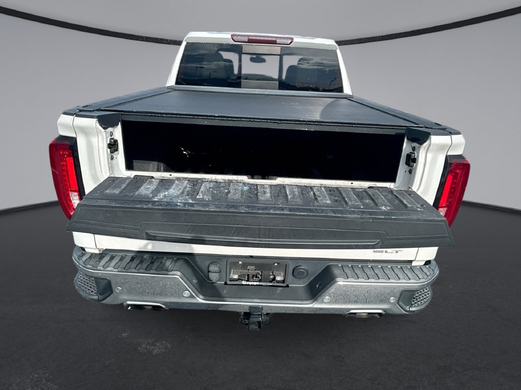 Used 2022 GMC Sierra 1500 SLT w/ SLT Premium Plus Package AWD/4WD image 17