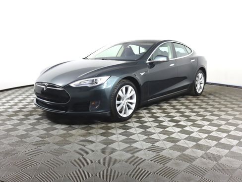 Used 2014 Tesla Model S 60 image 1