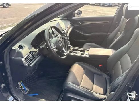 Used 2018 Honda Accord Sport image 27