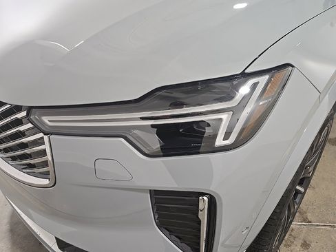 New 2026 Volvo XC90 B6 Ultra image 10