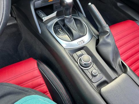 Used 2018 FIAT 124 Spider Abarth image 36