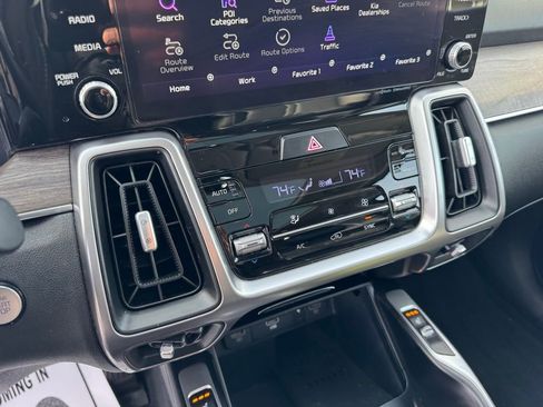 Used 2023 Kia Sorento X-Line EX image 27