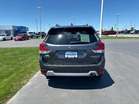 Used 2022 Subaru Forester Touring w/ Popular Package #2 AWD/4WD image 4