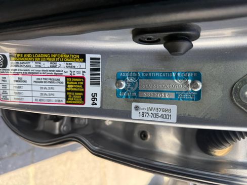 Used 2018 Toyota Tacoma TRD Sport w/ Technology Package RWD image 22