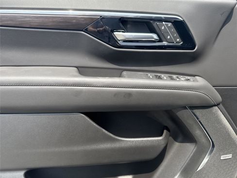 New 2026 Chevrolet Tahoe Z71 AWD/4WD image 24