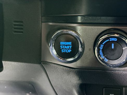 Used 2023 Toyota Tacoma TRD Sport w/ Advanced Technology Package image 20