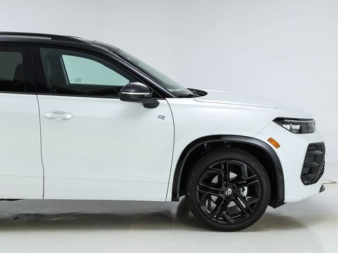 New 2026 Volkswagen Tiguan SE R-Line image 51